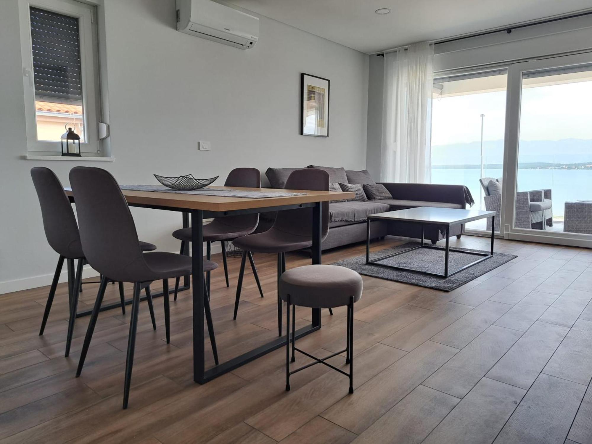 B & R Summer Breeze Apartments Nin Exteriér fotografie